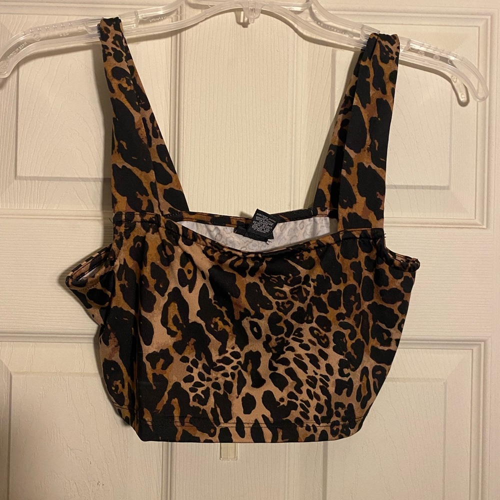 Women’s cropped tank top
